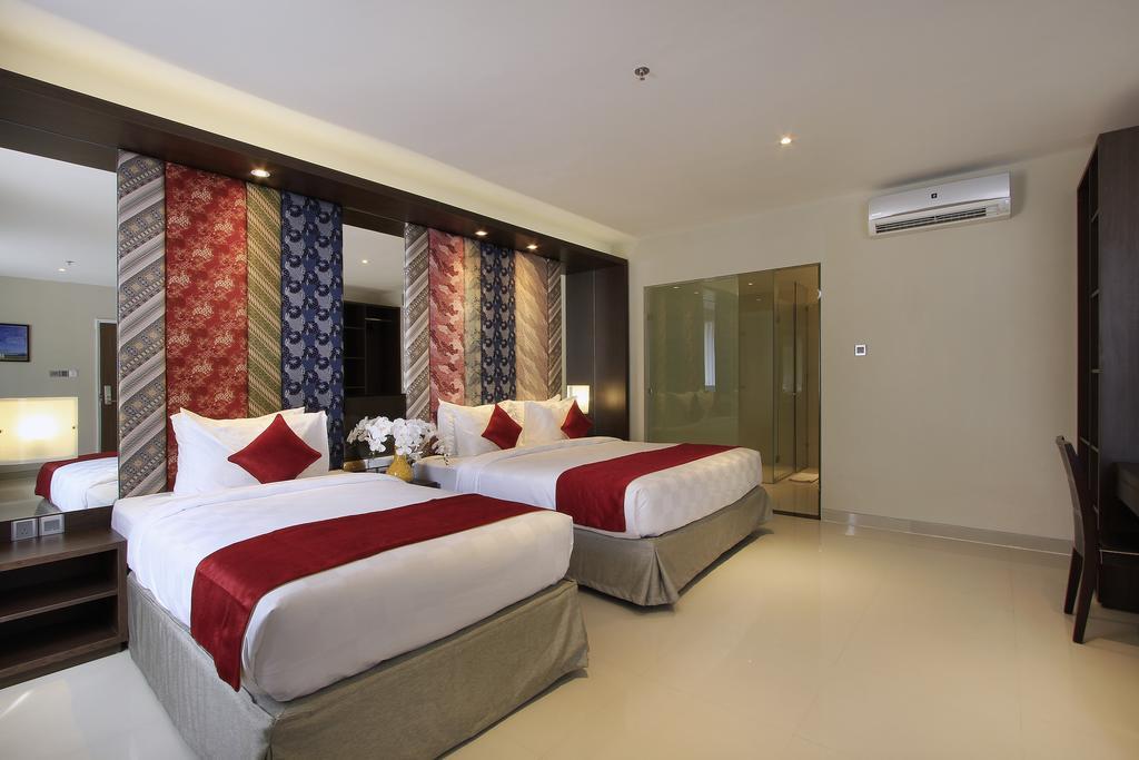 Hotel Ohana Kuta 4*
