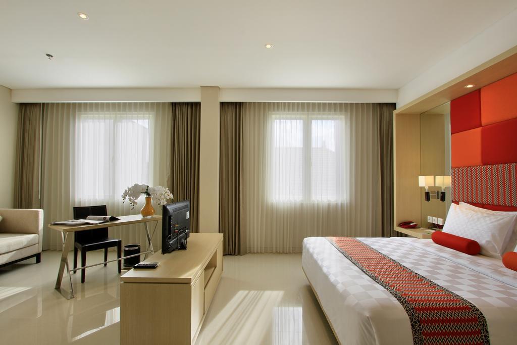Hotel Ohana Kuta 4*